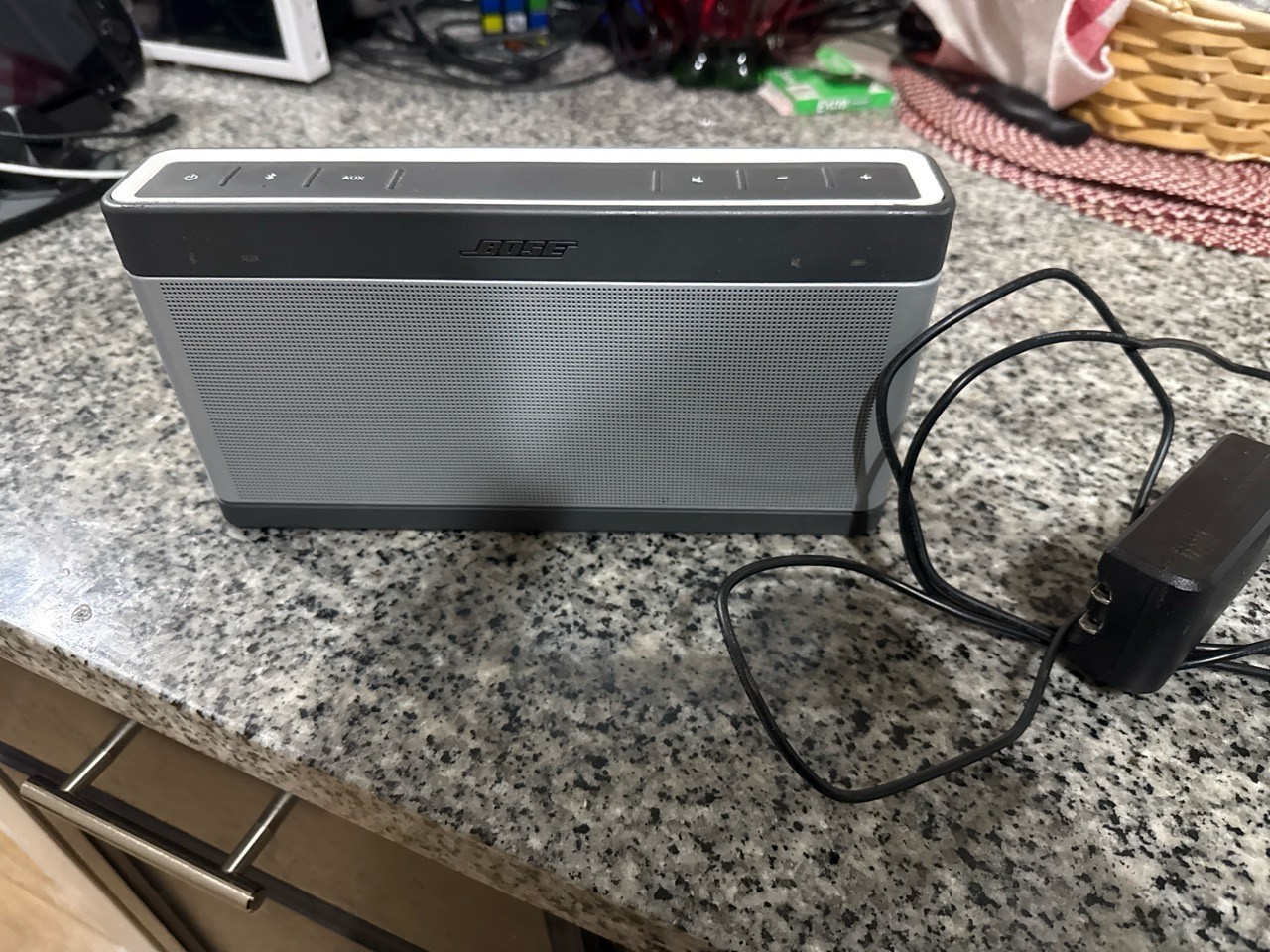 Bose Soundlink III Bluetooth Speaker - Silver